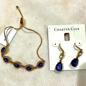 Beautiful set of bracelet & earrings brand new